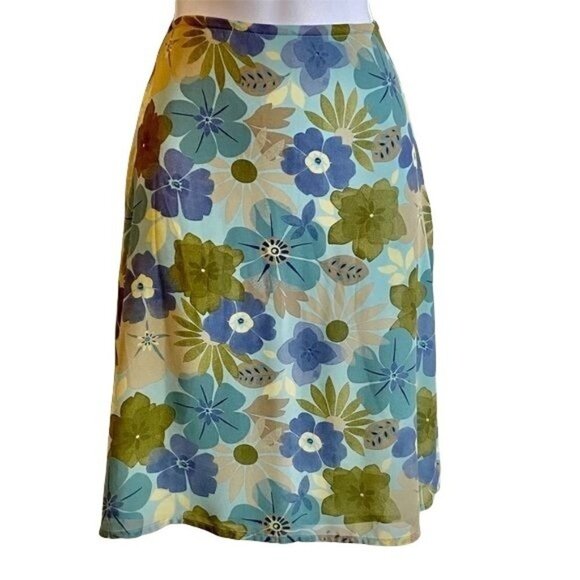 Old Navy Skirt Light Blue with Flowers Size 8 - Picture 1 of 7